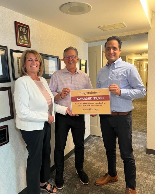 A heartfelt thank you to the team at Ulster Savings Bank, including MaryRose Warcholak and Aziz Ullah, for presenting a generous $5,000 investment to our CEO, Steve Miccio, in support of People USA’s housing programs.💙🌟💙
This funding will help strengthen our recruitment efforts, enabling us to attract and retain the dedicated professionals who support individuals experiencing housing instability on their path to safe, stable housing. Through this partnership, we can continue expanding access to high-quality housing services and improving outcomes for those we serve.
Thank you for investing in people, recovery, and housing stability throughout our community! 🤝
#UlsterSavingsBank #CommunitySupport #HousingServices #PeopleUSA #PeopleUSANow #Nonprofit #MentalHealth #Advocacy #Peers #WellnessServices #Community #Support #Recovery #Sobriety #Prevention #Hope #RoadToMentalWellness #NewYork